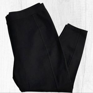 Nordstrom Brand Black Pull On Capri Pants